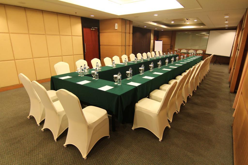 โรงแรมเปกันบารู ภายนอก รูปภาพ
