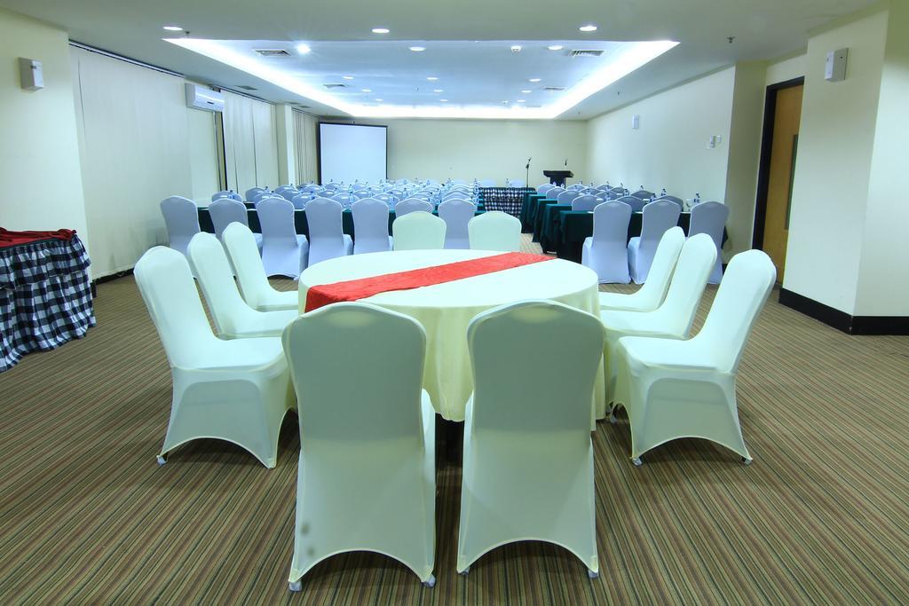 โรงแรมเปกันบารู ภายนอก รูปภาพ