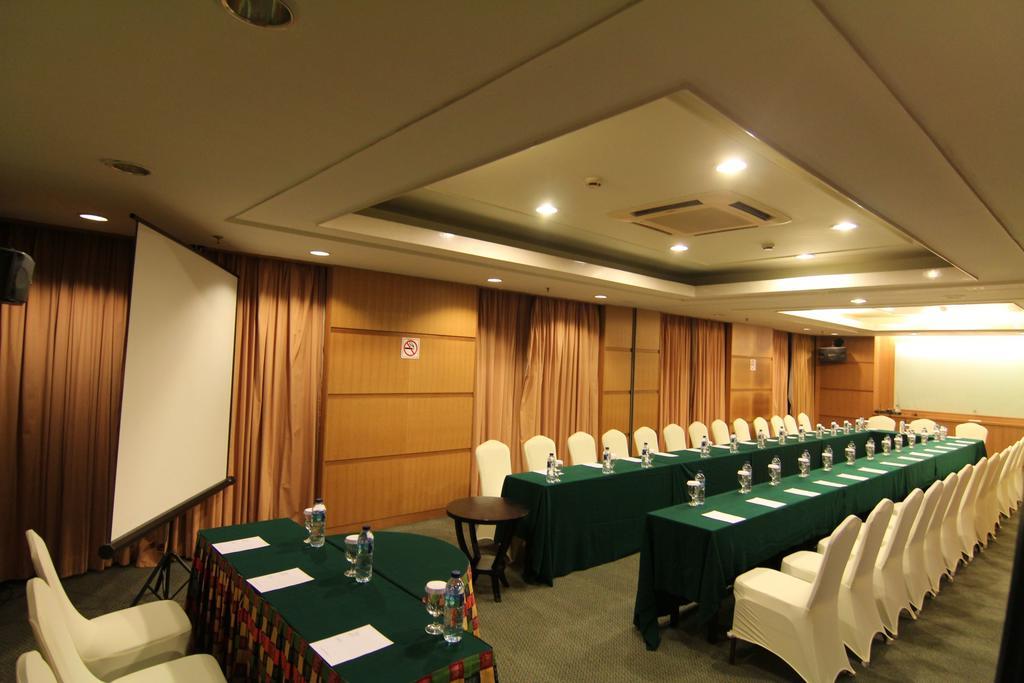 โรงแรมเปกันบารู ภายนอก รูปภาพ