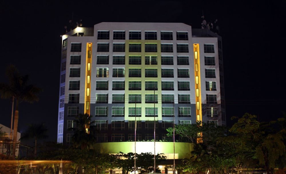 โรงแรมเปกันบารู ภายนอก รูปภาพ